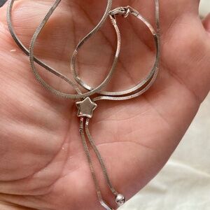 Absolutely stunning necklace